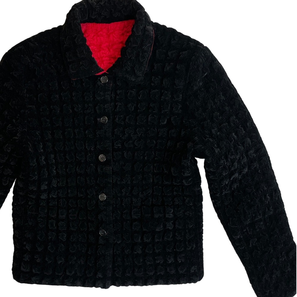 UBU Crinkle Velvet‎ Jacket Black Button Front Red Lining Cropped Coat, Size M